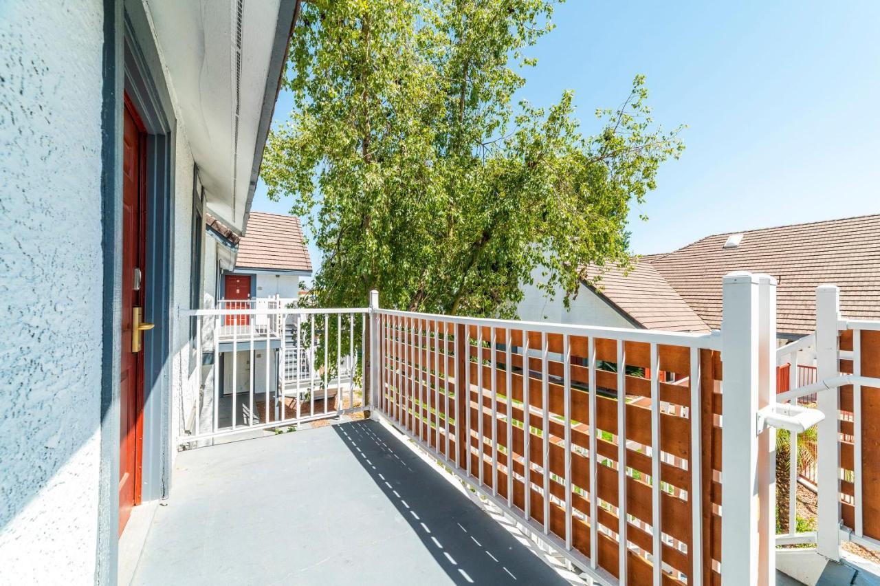 Metro Phoenix Loft Sleeps 6 Екстер'єр фото